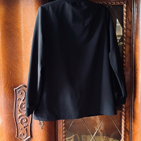 ADAR Black Bomber Scrub Jacket - Picture 7 of 8